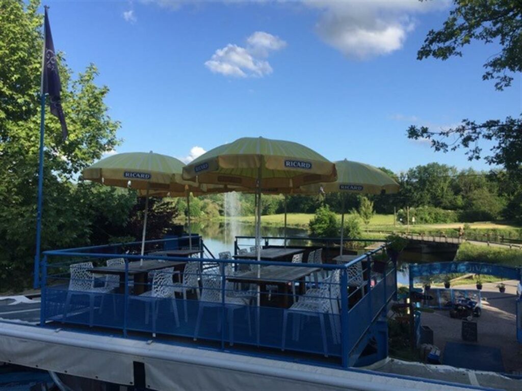 RESTAURANT LE PAVILLON BLEU